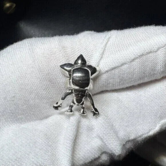 Pandora Stranger Things Moveable Demogorgon Charm|Pendant - Picture 2 of 2